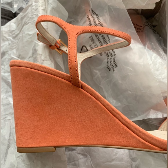Sanctuary beautiful coral wedge heels 2” hight gently use size 8M - Picture 9 of 9